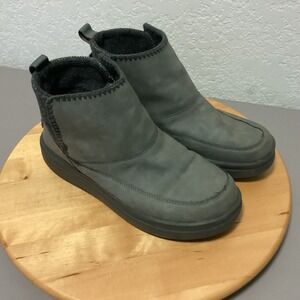 Hey Dude Women's Gray Faux‎ Suede Fur Lined Ankle Boots Size 9